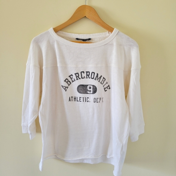 Abercrombie & Fitch cream athletic style lightweight sweater - Picture 1 of 6